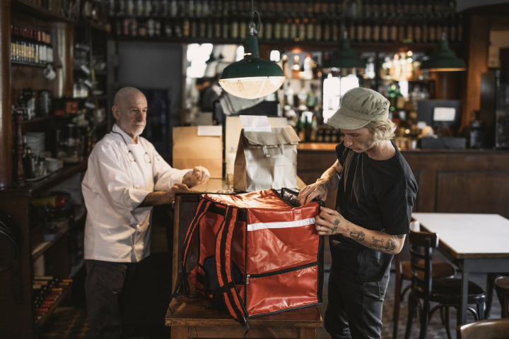 Transfert de commande entre restaurateur et livreur